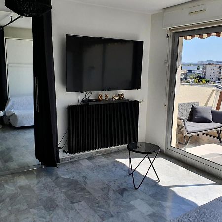 Superbe Appartement Plage Saint-Laurent Du Var Eksteriør bilde