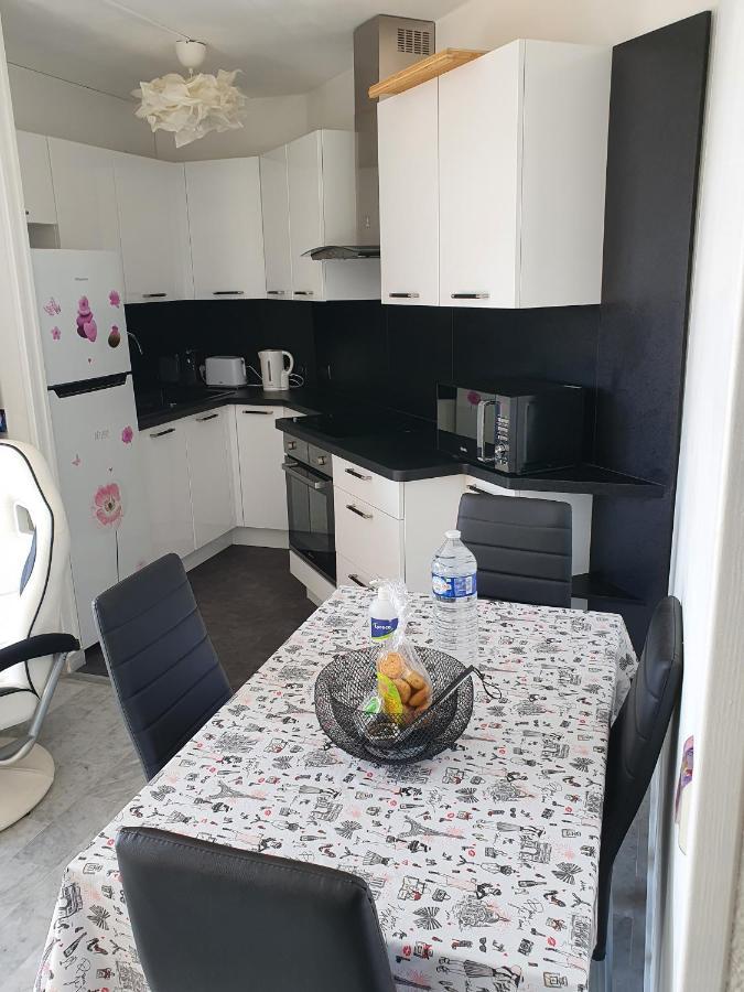 Superbe Appartement Plage Saint-Laurent Du Var Eksteriør bilde